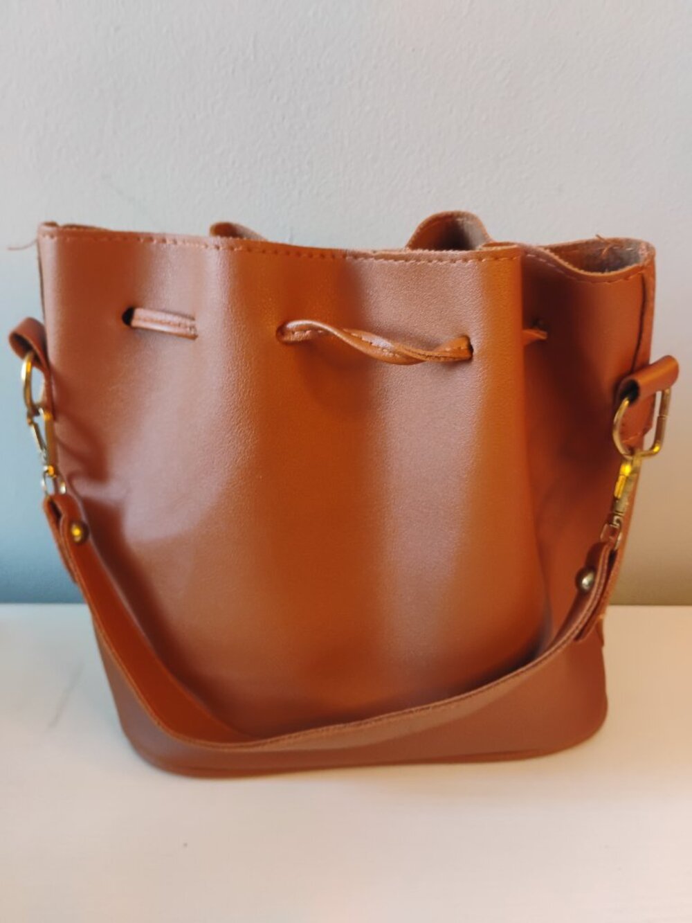 Mini drawstring bag with charm - Picture 4 of 12